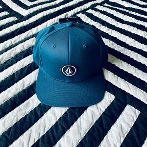 Dark Blue Volcom Hat, never worn, still has tag:)